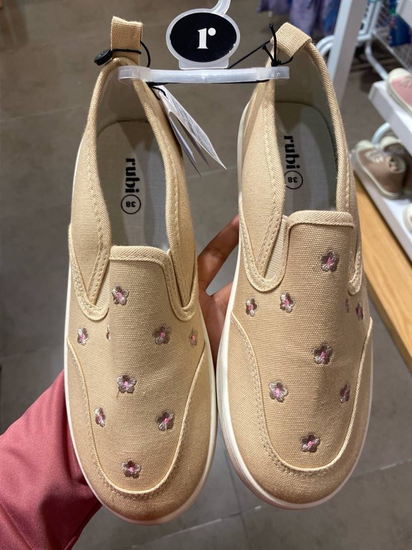slip on rubi shoes