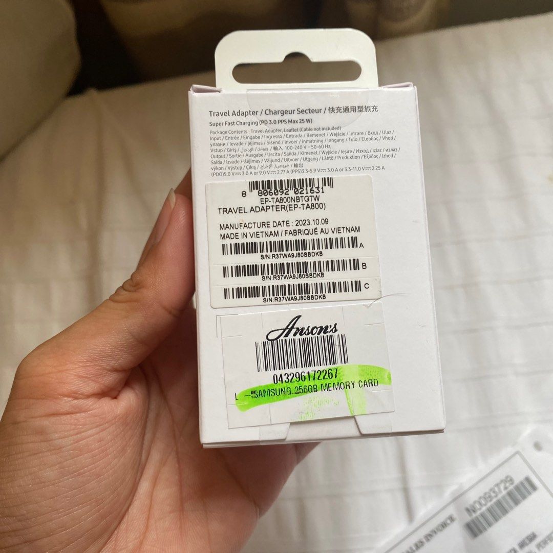 Samsung 25W PD Adapter USBC (Category: Chargers & Cables) located in Binan City. Submitted by _0000 (Listing ID 1267403927, Image 2). Description: Sealed Original price: ₱1190 Bought from Anson Ship asap.
