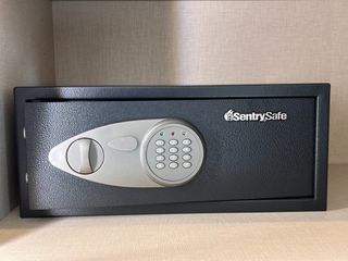 SentrySafe DIGITAL SECURITY SAFE X075 - 50% OFF