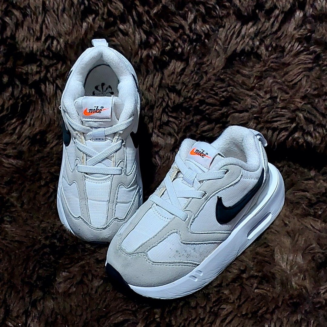 Boys hotsell 10c shoes