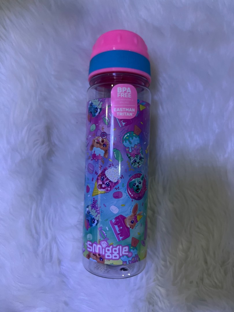Smiggle Water Bottle, Babies & Kids, Babies & Kids Fashion on Carousell
