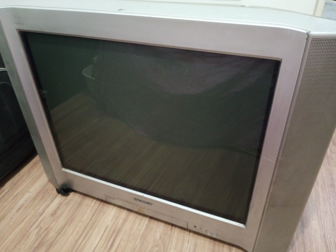 Sony trinitron, TV & Home Appliances, TV & Entertainment, TV on Carousell