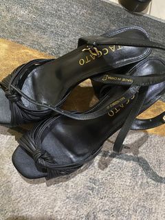 (Kategori: ) berada di . Dikirim oleh karinank (ID iklan 1267428912, Gambar 1). Deskripsi: .