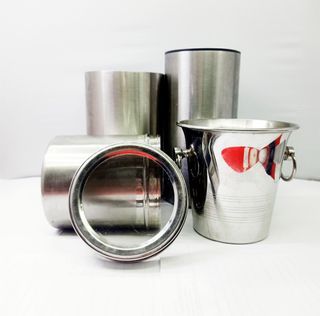 Stainless steel ice bucket and kitchen organizers for 325 each *T75