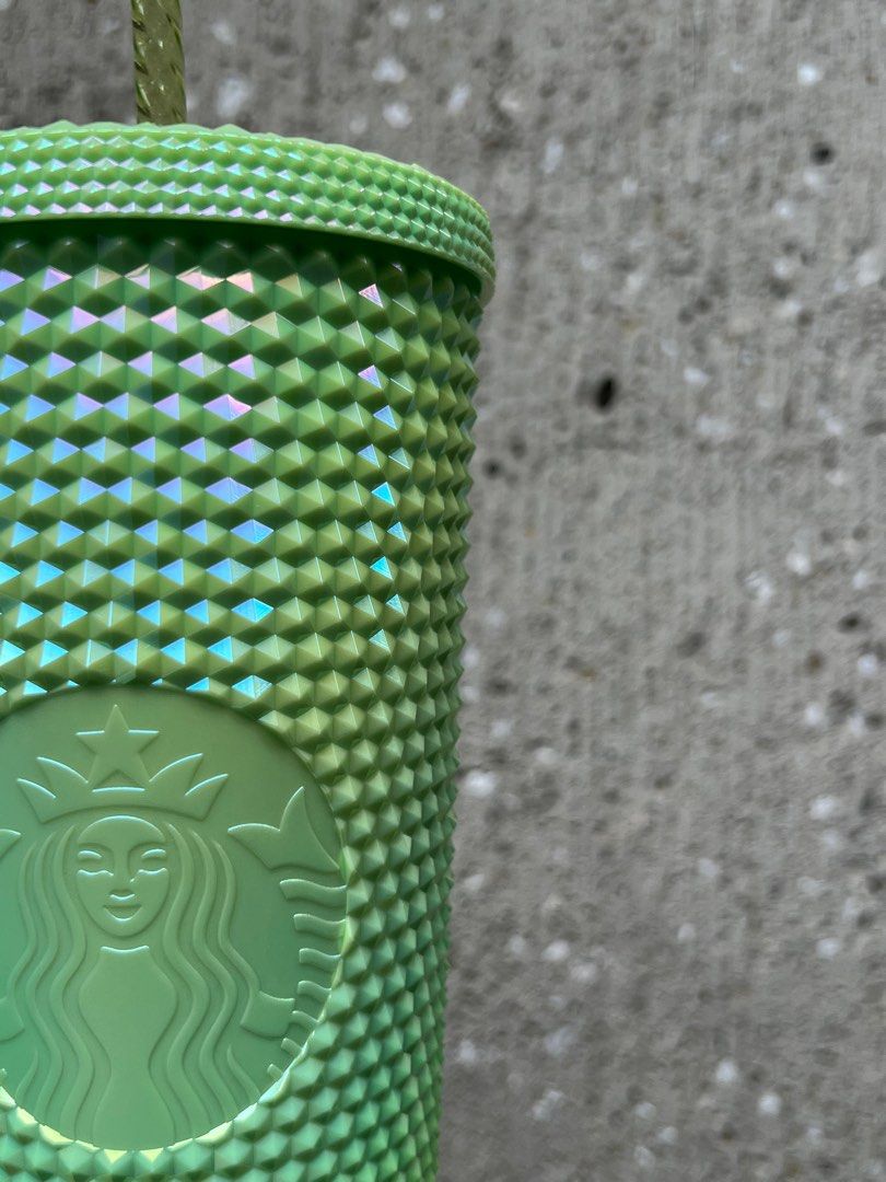 Starbucks Chartreuse Bling Cup LIMITED (Category: Water Bottles & Tumblers) located in Paranaque City. Submitted by bcjav (Listing ID 1267425374, Image 3). Description: With free paperbag.