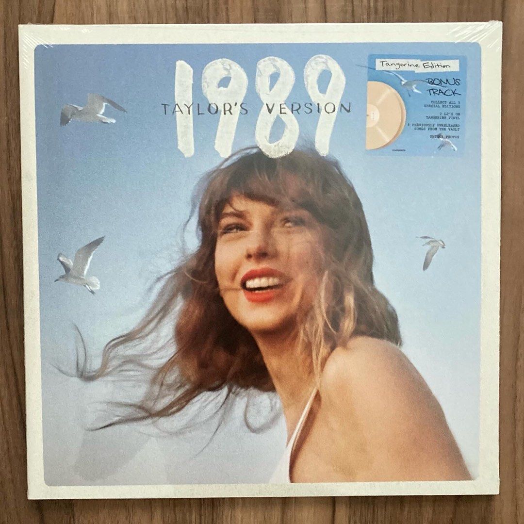 Taylor Swift - 1989 (Tangerine Yellow) 2LP vinyl, Hobbies & Toys, Music ...