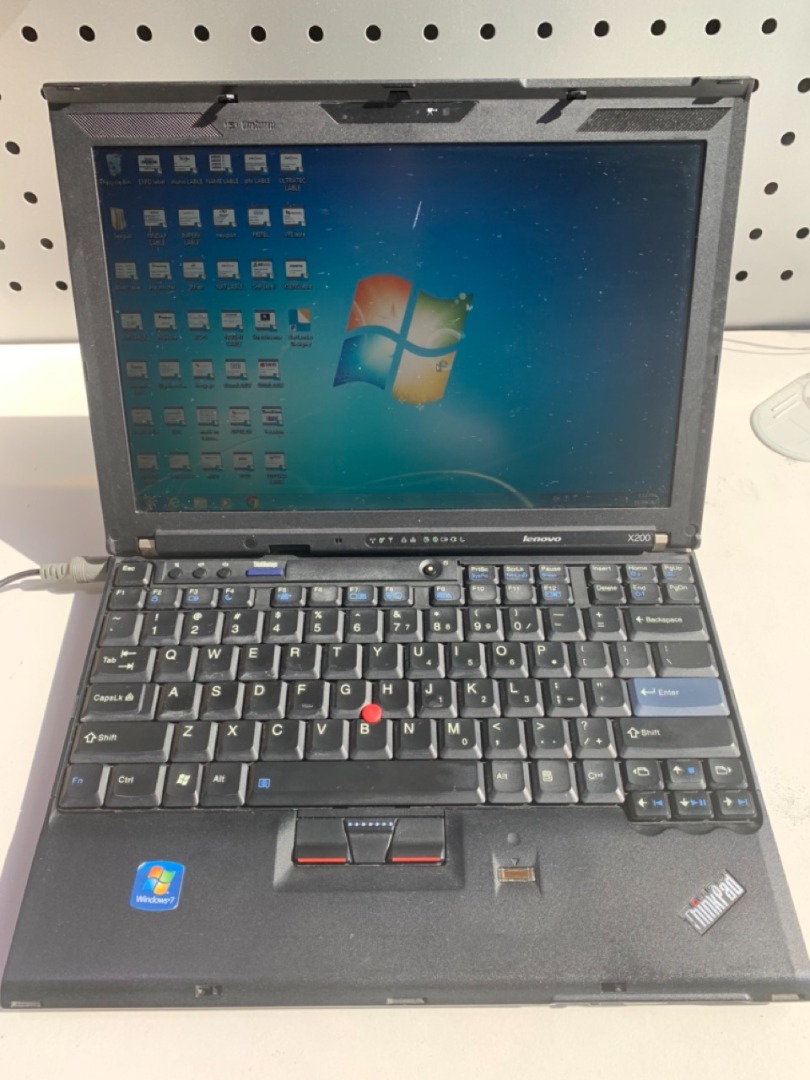 Thinkpad X200, Core(TM)2 Duo 2.4GHz, 4G RAM, 150G HDD, 電腦＆科技