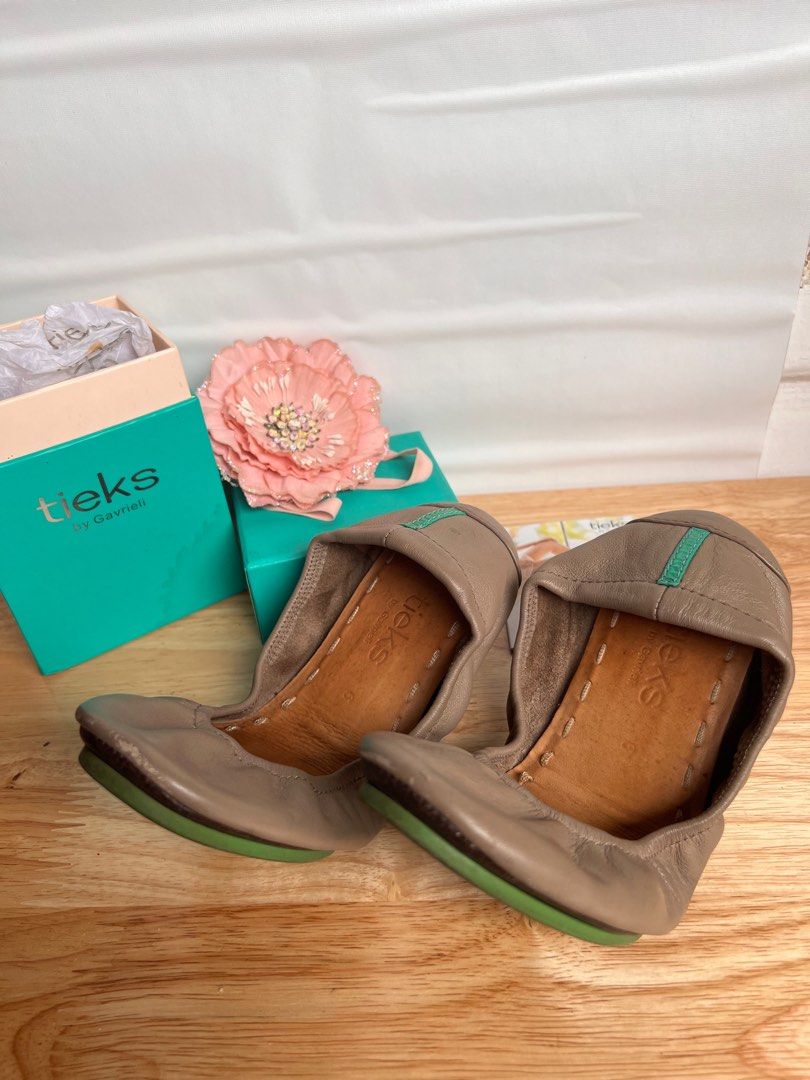 TIEKS by Gavrieli size 6 Women s Fashion Footwear Flats
