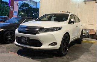Toyota Harrier 2.0a premium panoramic roof Auto