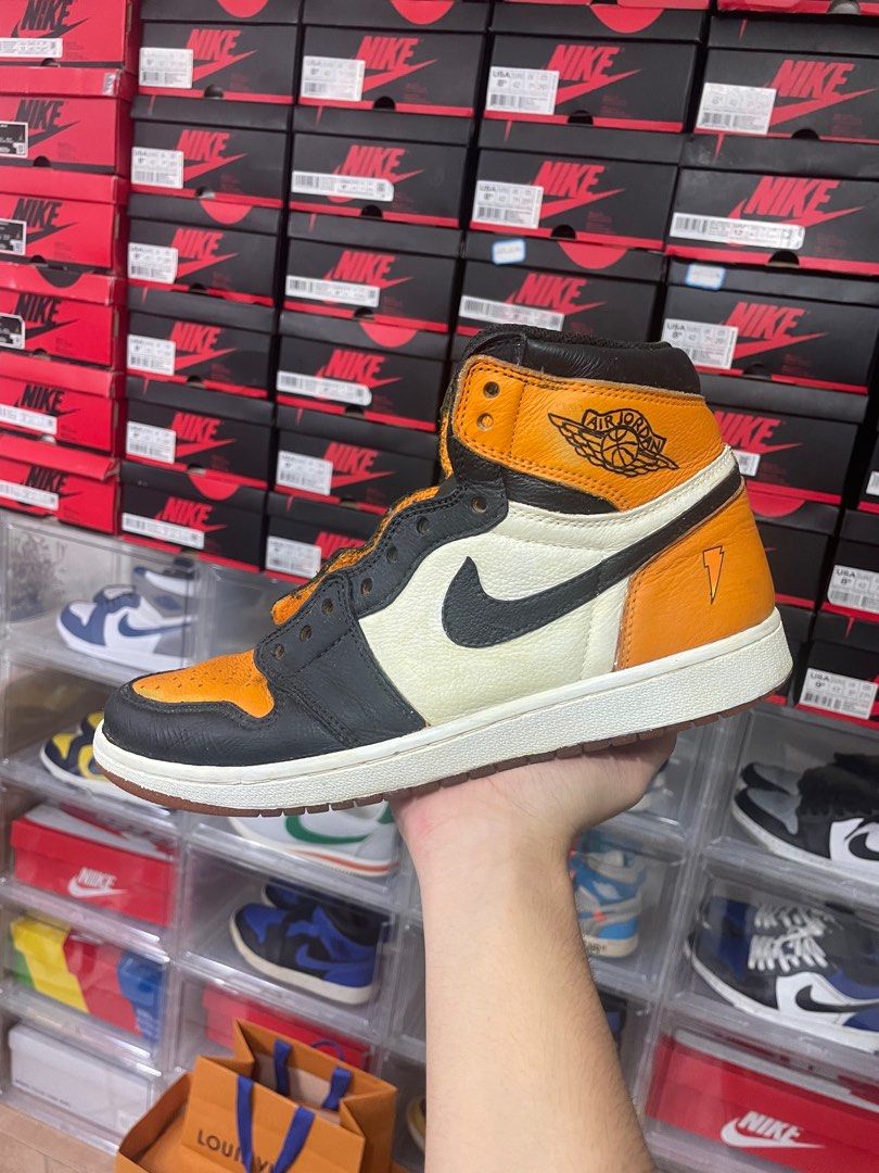 Shattered backboard custom online