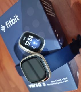 Fitbit Versa 3 Unboxing (Soft Gold / Midnight Blue) 