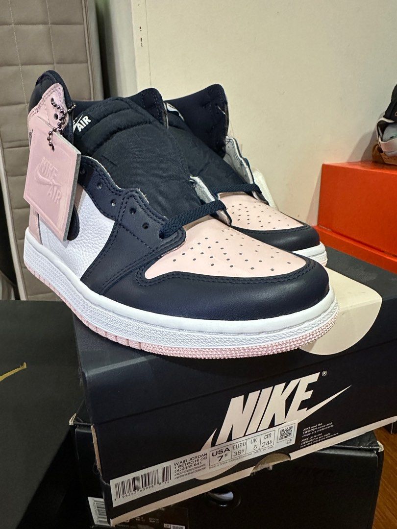 R jordan 1 shop