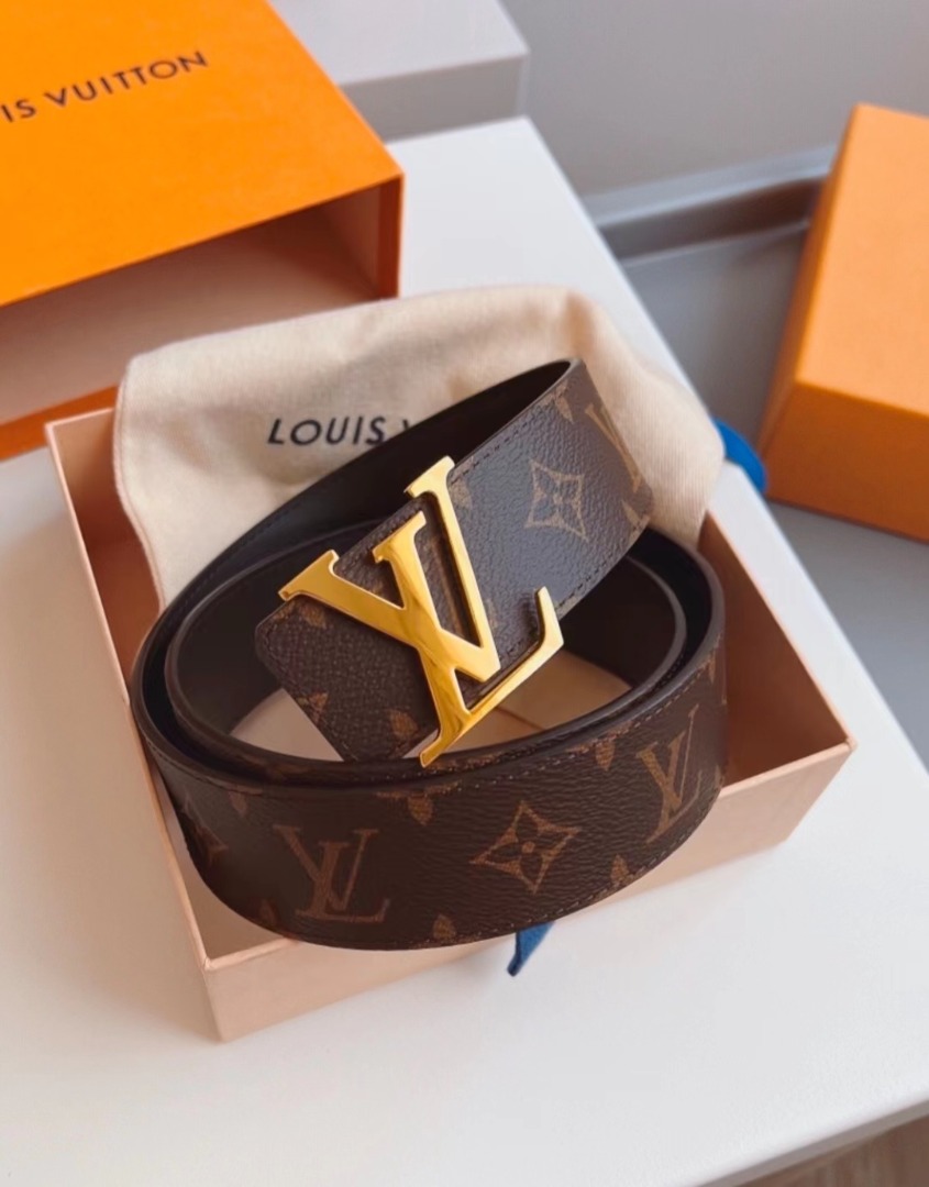 100% counter goods】LOUISVUITTON Presbyopia Smooth Buckle Belt