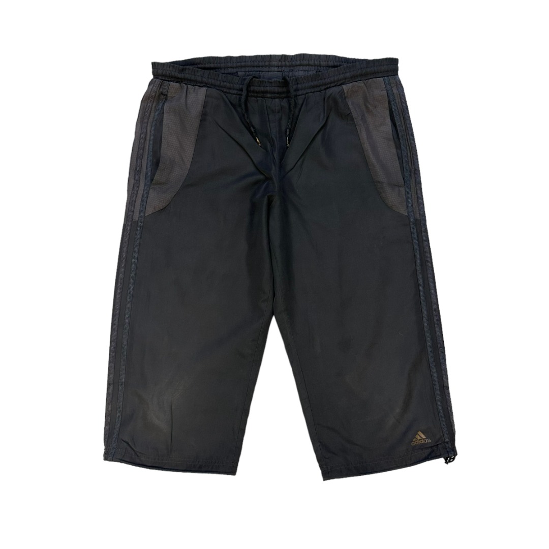 ADIDAS CLIMALITE SHORTS PANT SIZE L 8151 206 Men s Fashion Bottoms Shorts on Carousell