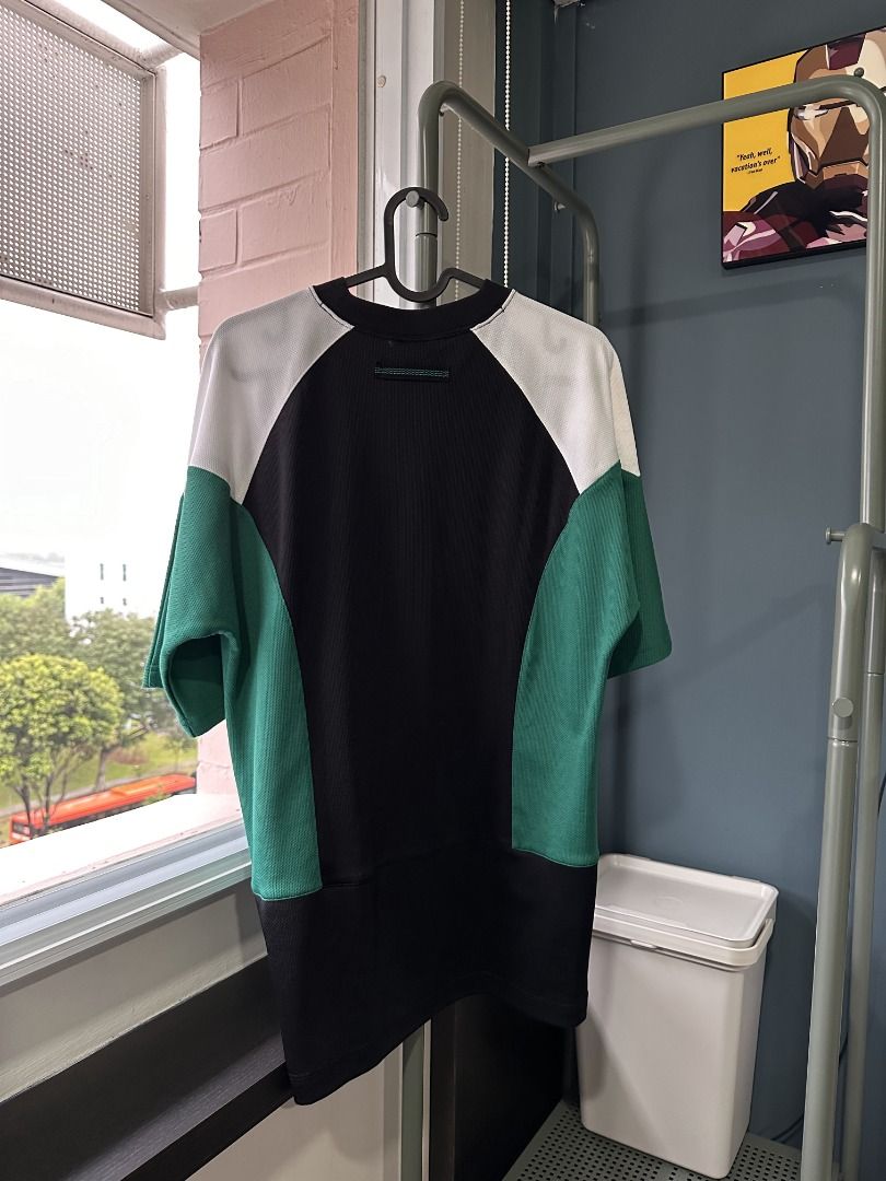 Eqt curve block tee hotsell