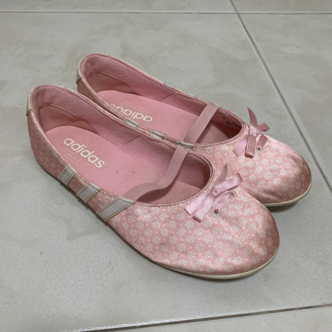 Adidas top women's flats