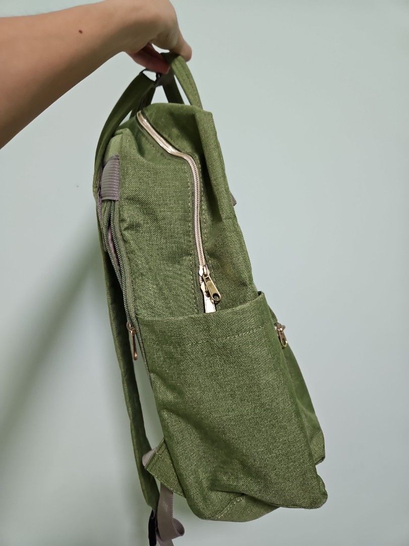Anello Backpack green (Category: Backpacks) located in Singapore. Submitted by escaperoo (Listing ID 1267671663, Image 2). Description: Anello bag comes with multiple compartment. Carried this bag to sch and scored As thru out 🍀..