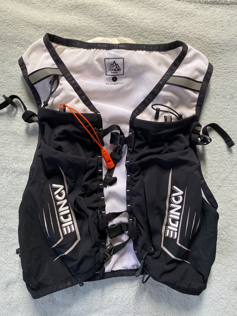 AONIJIE Hydration Backpack Running Vest, 5L Capacity, Multi