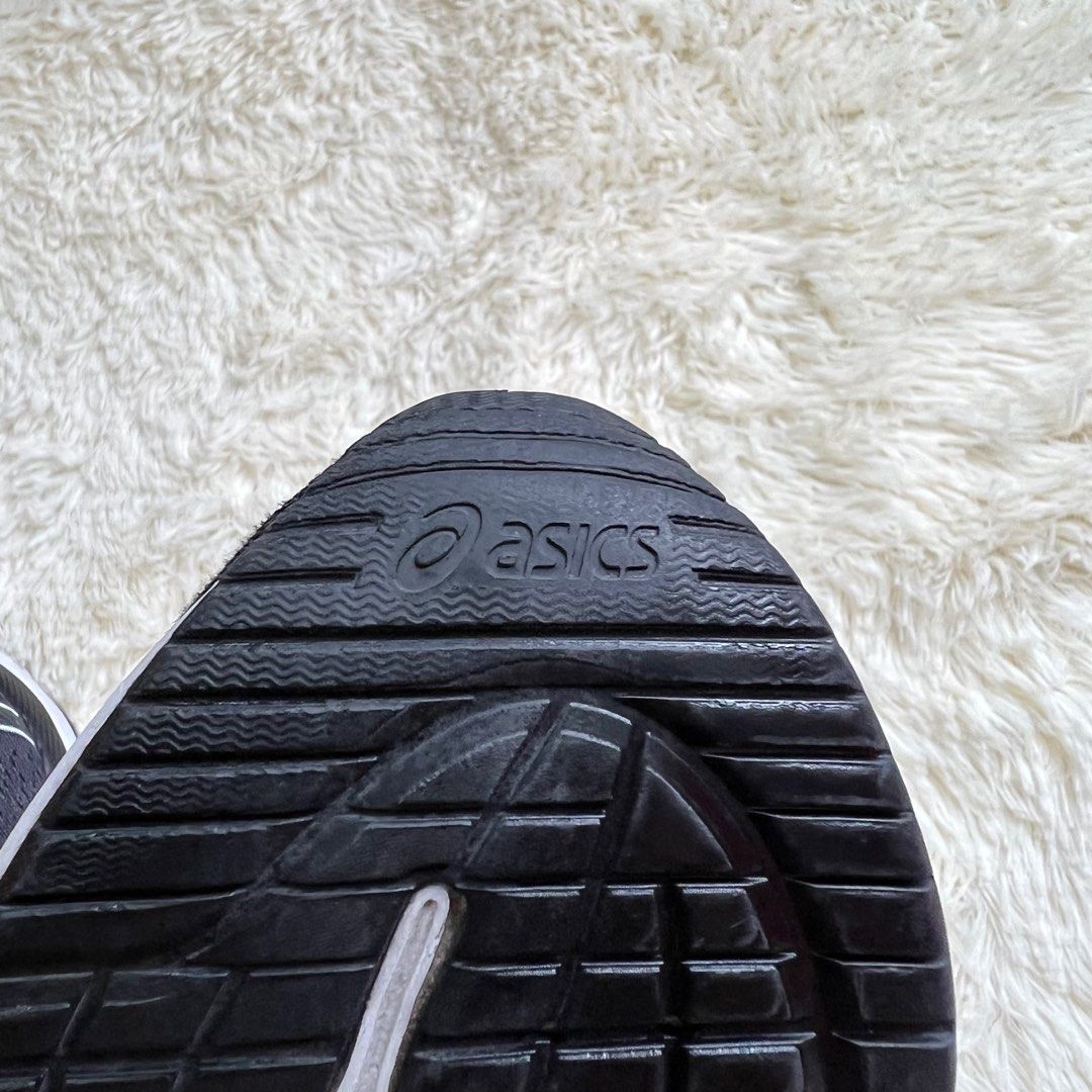 asics amplifoam gel excite 7