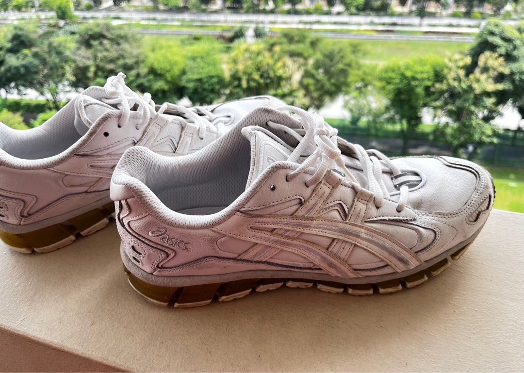 Gel sole shoes clearance
