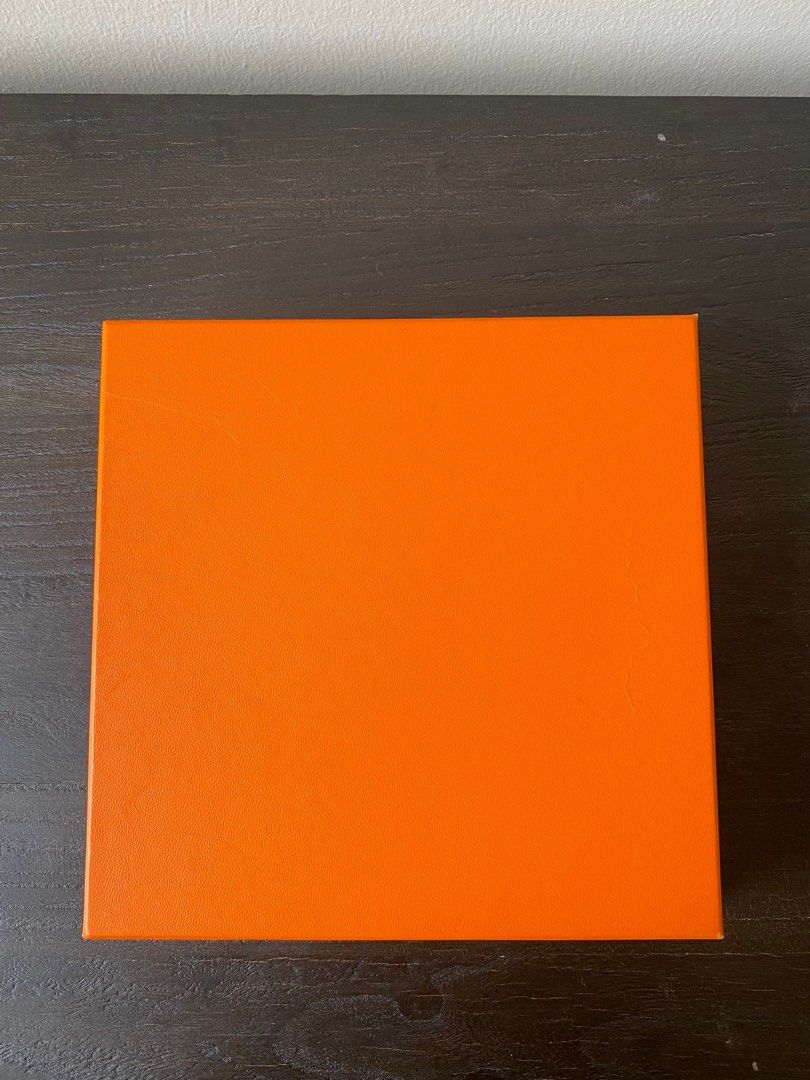 Authentic Hermes Gift Box (Category: Luxury) located in Etobicoke. Submitted by simona_xoxo (Listing ID 1267731191, Image 3). Description: In excellent condition, great for jewellery and other small accessories. Gift receipt and receipt holder are included. Interior dimensions: 7.5” x 7.5” x 1.5”.