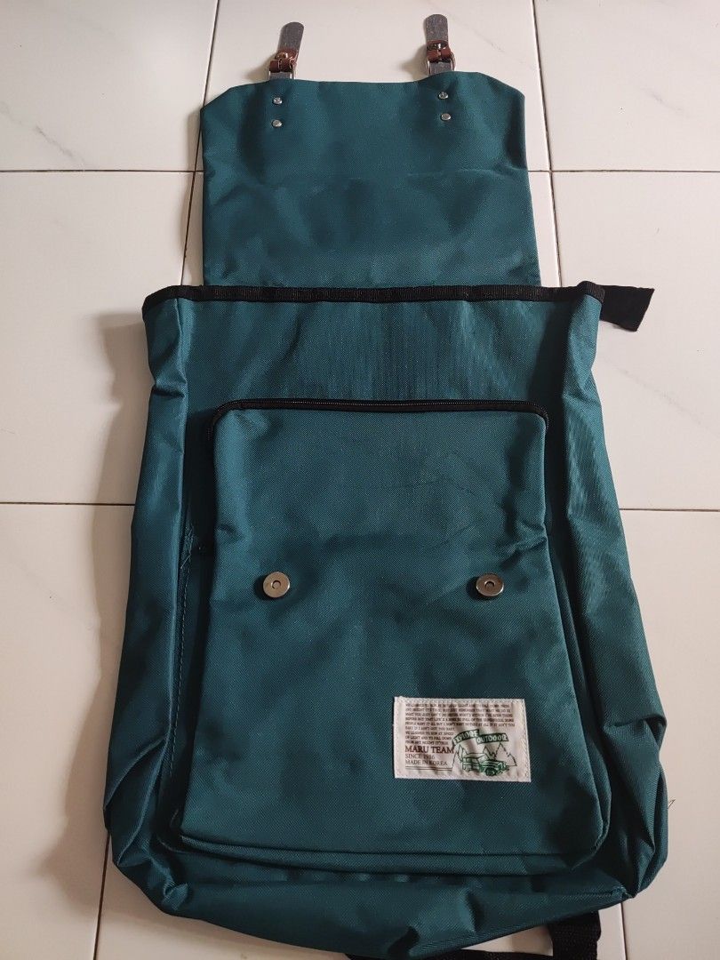 Backpack (Category: Backpacks) located in Singapore. Submitted by dJocjo (Listing ID 1267567959, Image 3). Description: brand new bag, never used, bought from korea.