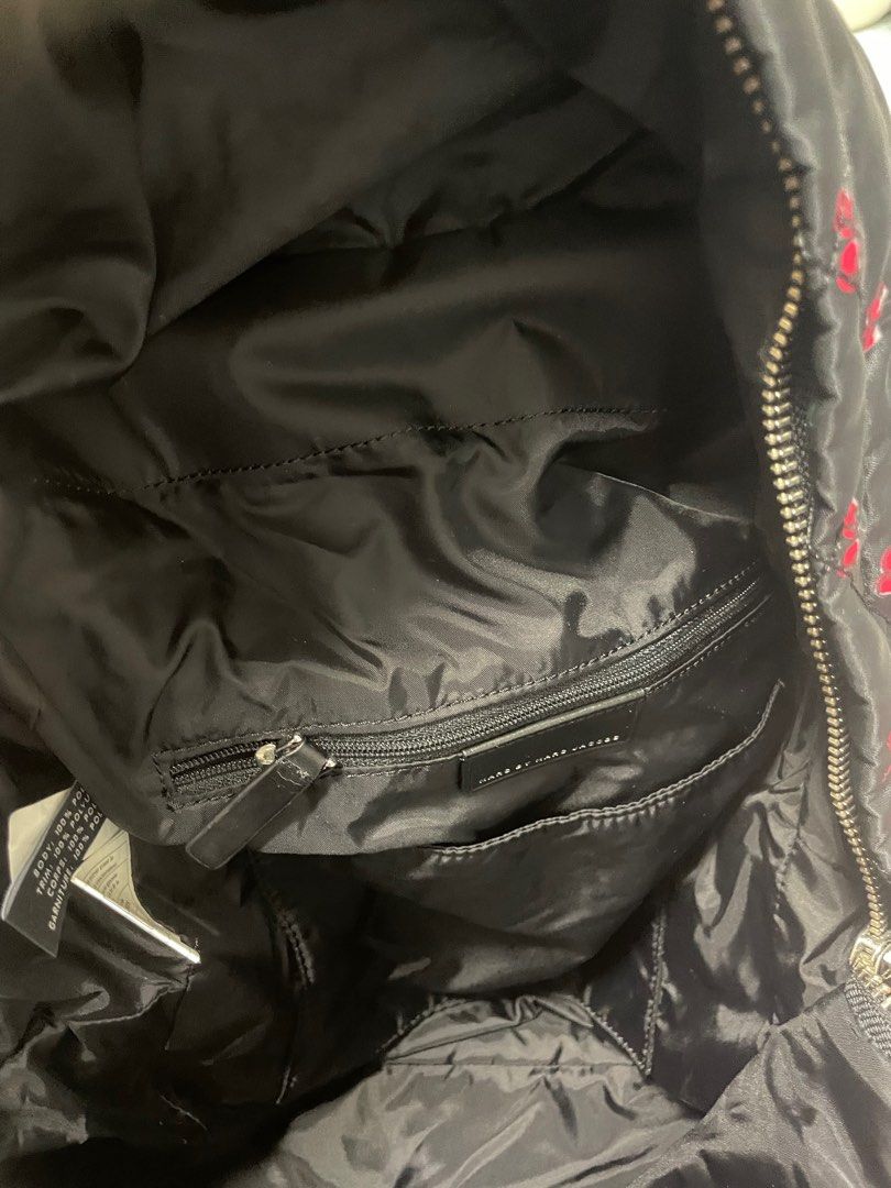 Backpack （分類：背囊）位於 Hong Kong。 由 Nicole.com82 提交（商品編號 1267694620，圖片 3）。簡介： 。