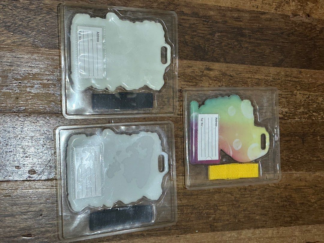 Bag Tags (TMNT / Spongebob & Patrick) sold per pice (Category: Character Goods) located in Quezon City. Submitted by mikkos_closet (Listing ID 1267703217, Image 3). Description: Sold per piece Sealed / Brand New Packaging looking Yellowish due to prolong storage Size approximately L- 5 x W-3.5 inches: .