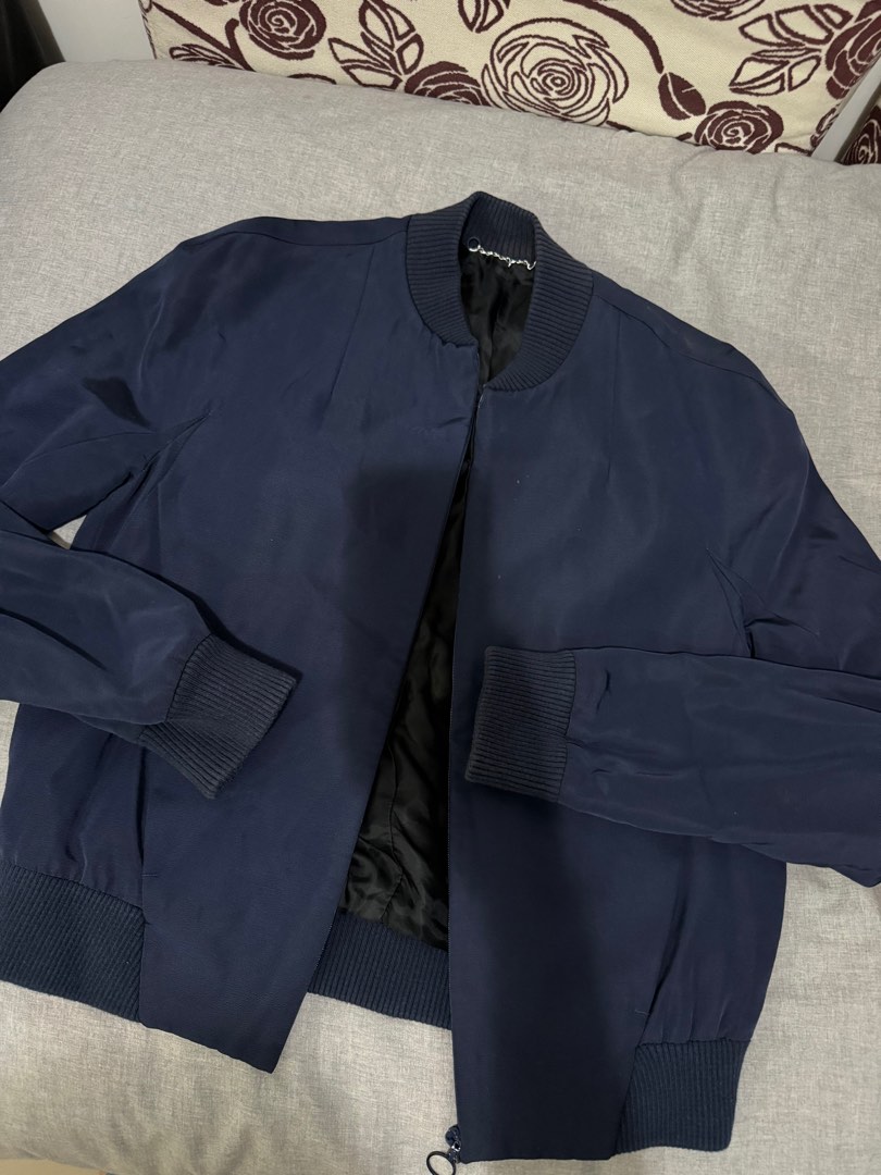 Balenciaga Bomber Jacket, ???�??, ???�? - Carousell