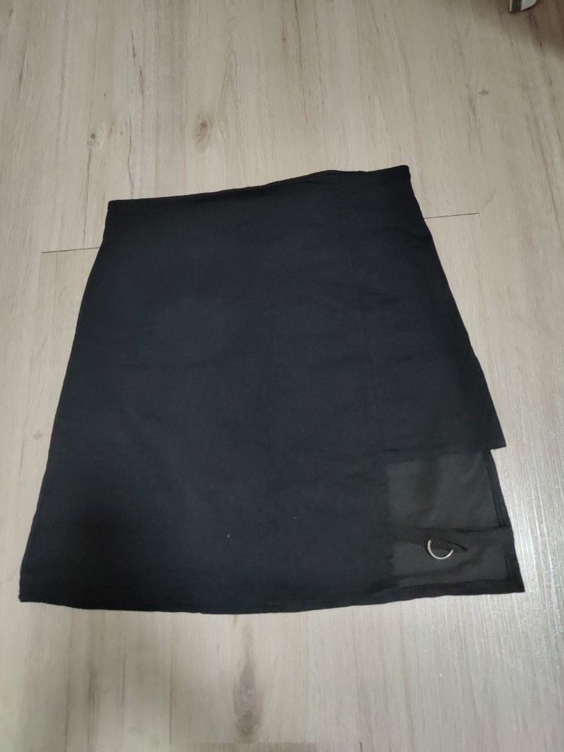 Black KPOP skirt, Women&rsquo;s Fashion, Bottoms, Skirts on Carousell