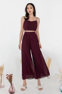 BNWT Lovet Azora pleated flowy pants