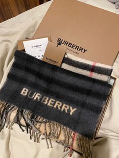 Burberry雙面圍巾🧣