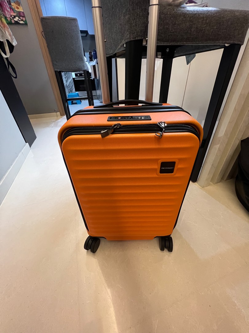 Laptop Cabin Luggage, Hobbies & Toys, Travel, Luggage on Carousell