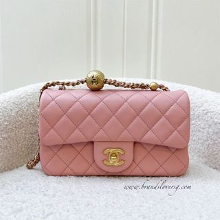 Chanel 23B Polly Pocket Bag Review-- including what fits! 