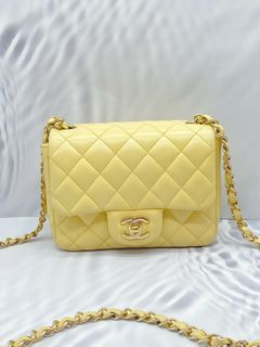 Authentic Chanel 19 White Calfskin Bag Black Crochet AS1160, Luxury, Bags &  Wallets on Carousell
