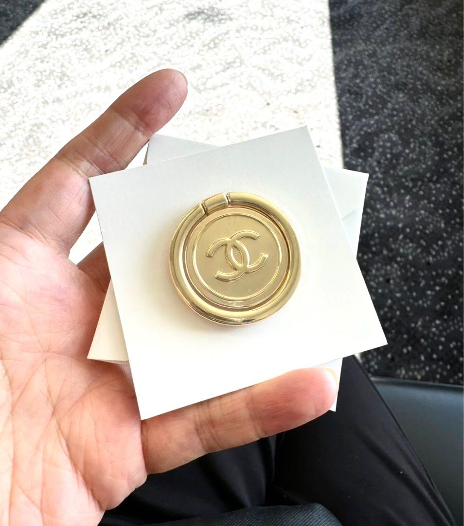 Chanel phone ring holder