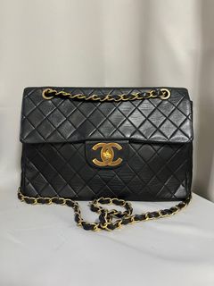 （分類：）位於 。 由 thrift.mint 提交（商品編號 1267579146，圖片 1）。簡介： 。