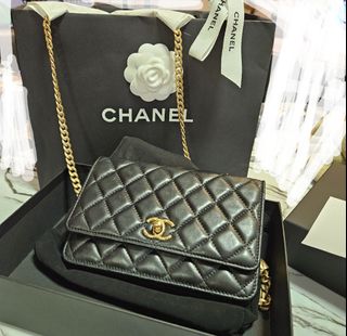 100 affordable wallet on chain crossbody For Sale Bags Wallets Carousell Singapore