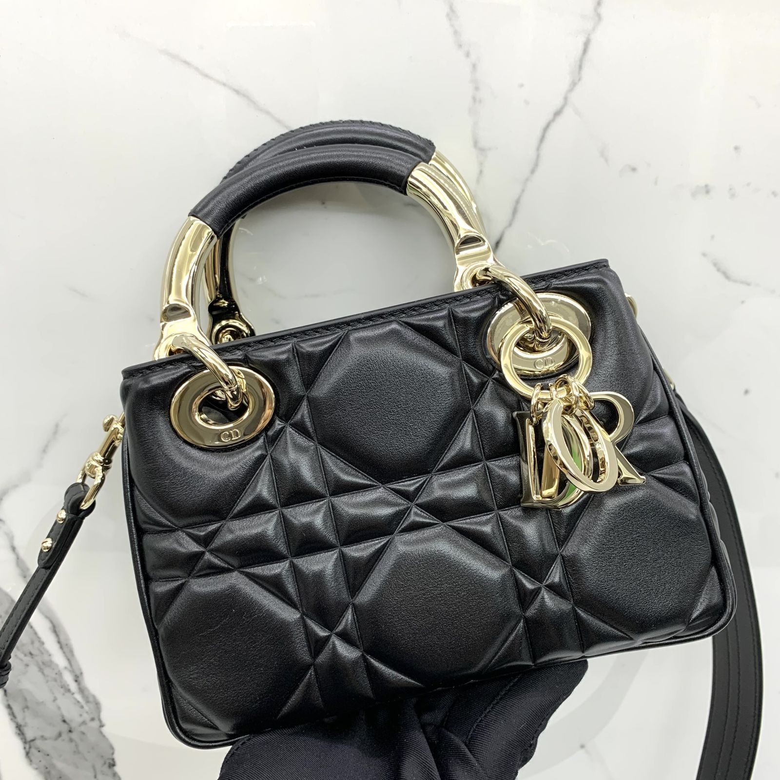 Christian dior sales small shoulder bag