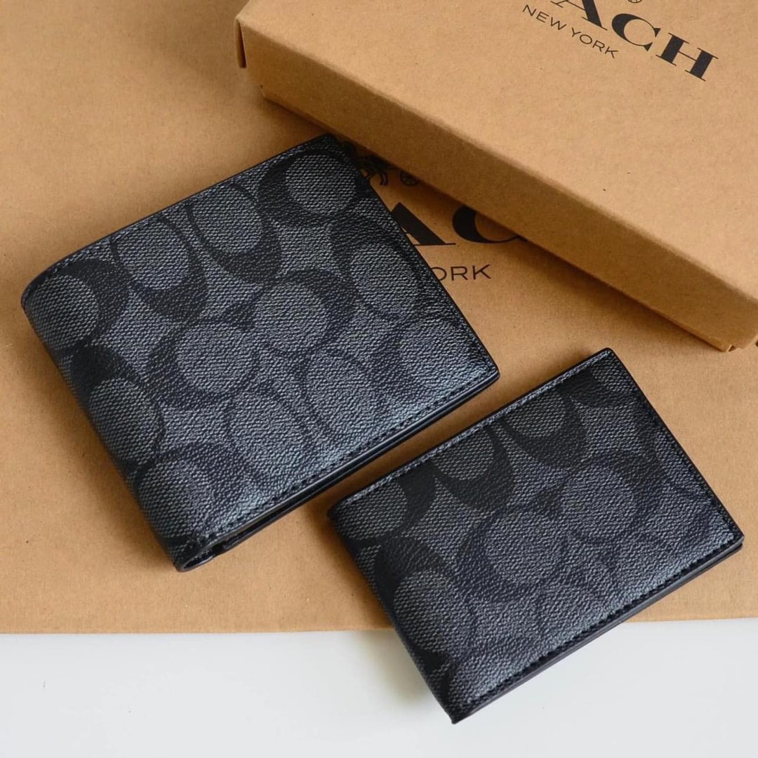 Coach Men’s Wallet in Signature (black), Men's Fashion, Watches