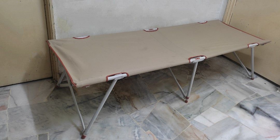 Decathlon folding 2025 bed