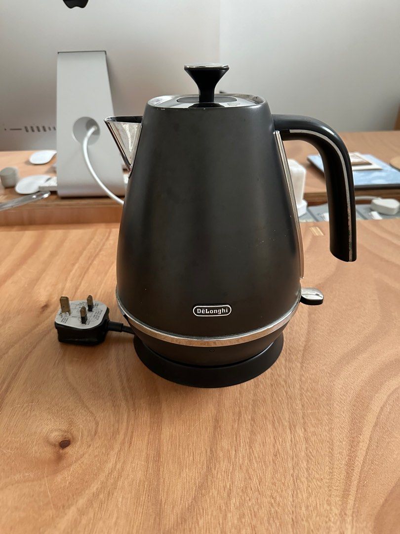 DeLonghi Kettle, TV & Home Appliances, Kitchen Appliances, Kettles