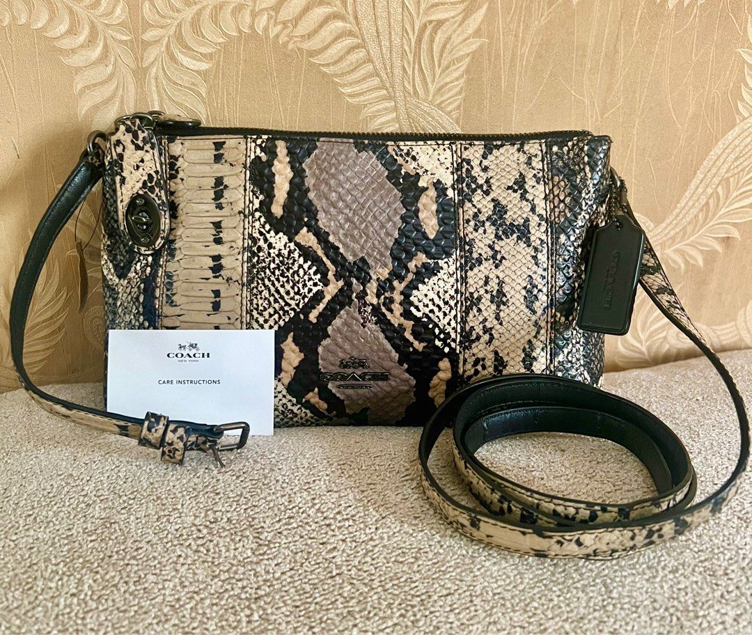 Fast Sale tas butik rare limited authentic Coach snake print exotic leather original crossbody bag snakeskin Barang Mewah Tas Dompet di Carousell