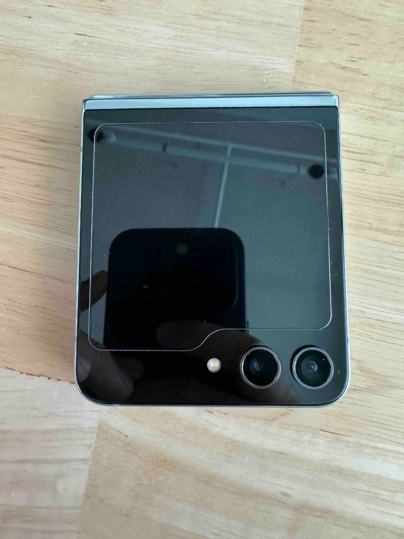 Galaxy Z Flip 5 Mint 256GB, Mobile Phones & Gadgets, Mobile Phones ...