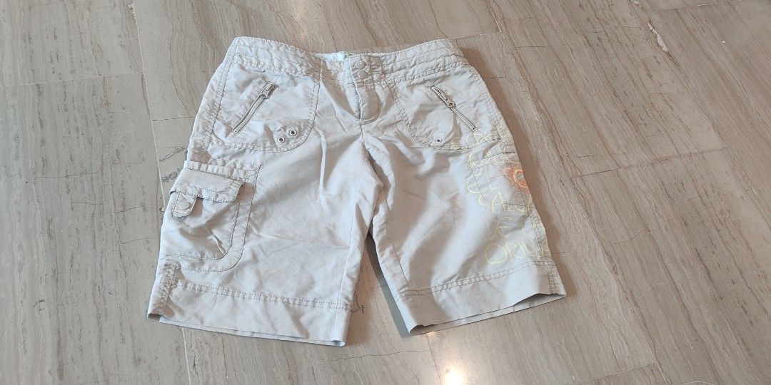Gap deals bermuda shorts