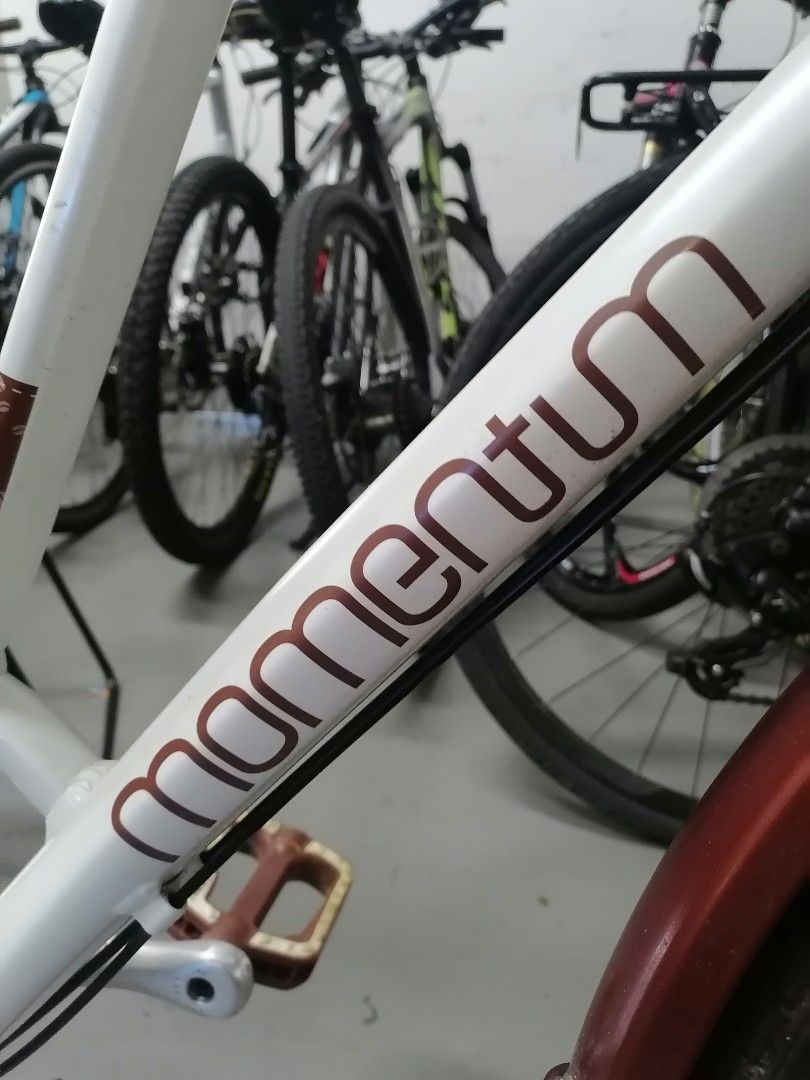 Giant Momentum Bike, Sports Equipment, Bicycles & Parts, Bicycles on Carousell