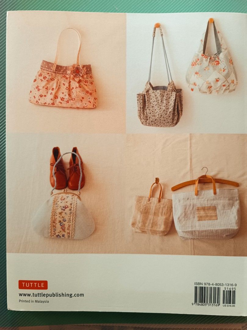 Handmade Bags in Natural Fabrics 60 easy to make Purses Totes and More Author Emiko Takahashi Publisher TUTTLE
