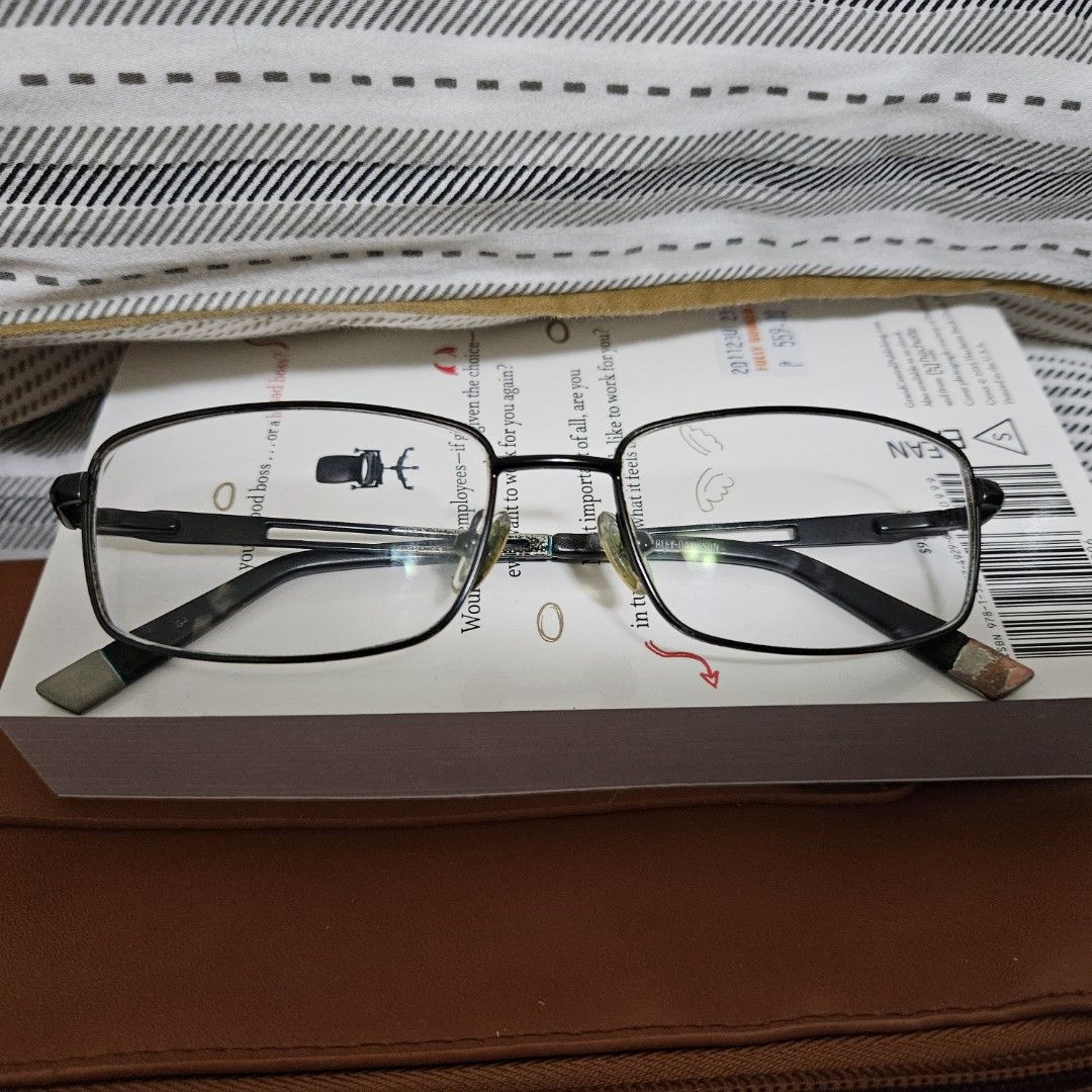 Harley Davidson Prescription Eyeglasses (Category: Sunglasses & Eyewear) located in Pasay City. Submitted by brucewee (Listing ID 1267687515, Image 1). Description: Bought for 8k last 2020 at Nuvali Lens upgraded to Blue Light Filter 250 eye grade for both lenses Message for further inquiries.
