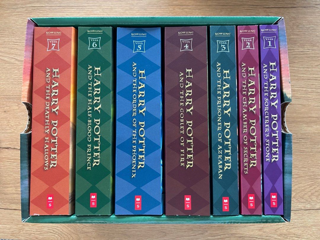 Harry Potter Box Set 1-7 Paperback US Edition, 興趣及遊戲, 書本