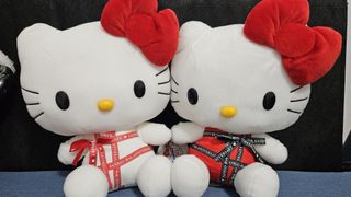 (Category: ) located in . Submitted by plushnplay (Listing ID 1267617973, Image 1). Description: .